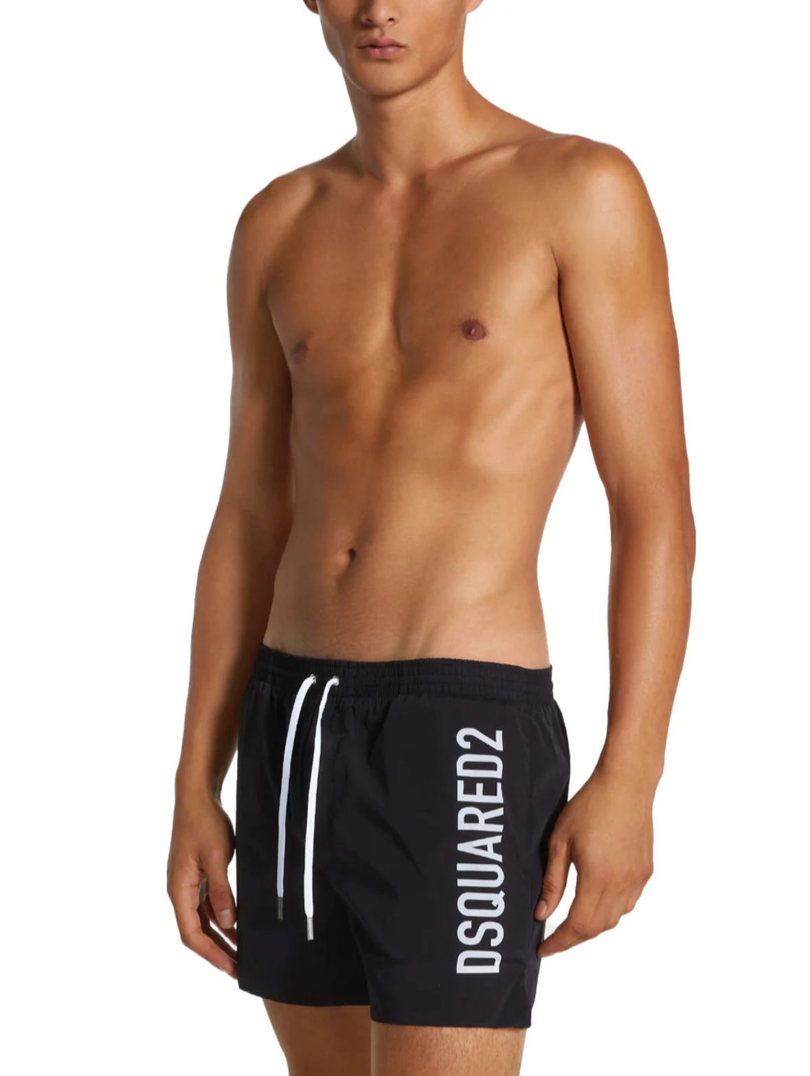 D7B646000 - - DSQUARED2