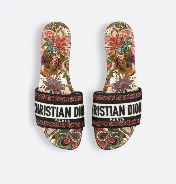 DWAY - - DIOR DONNA