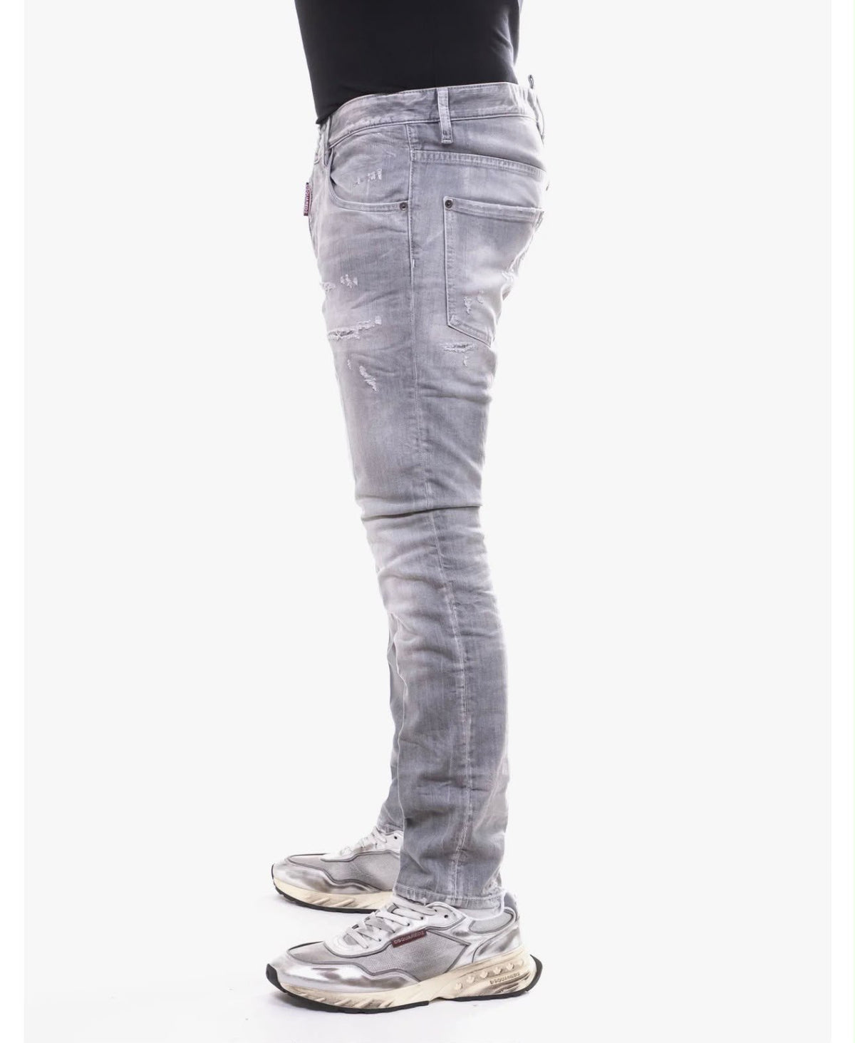 S74LB1656 - - DSQUARED2