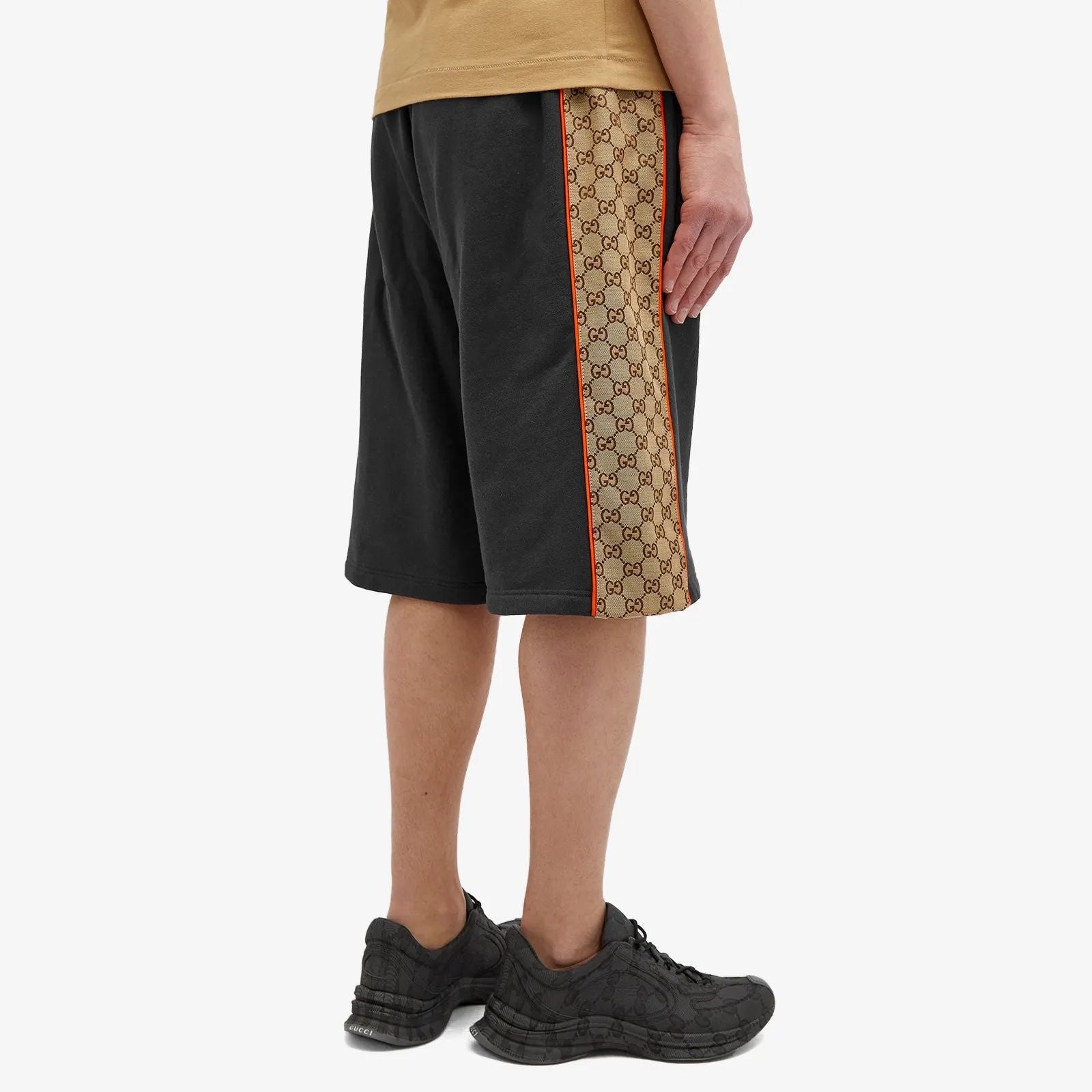 770795 - - GUCCI