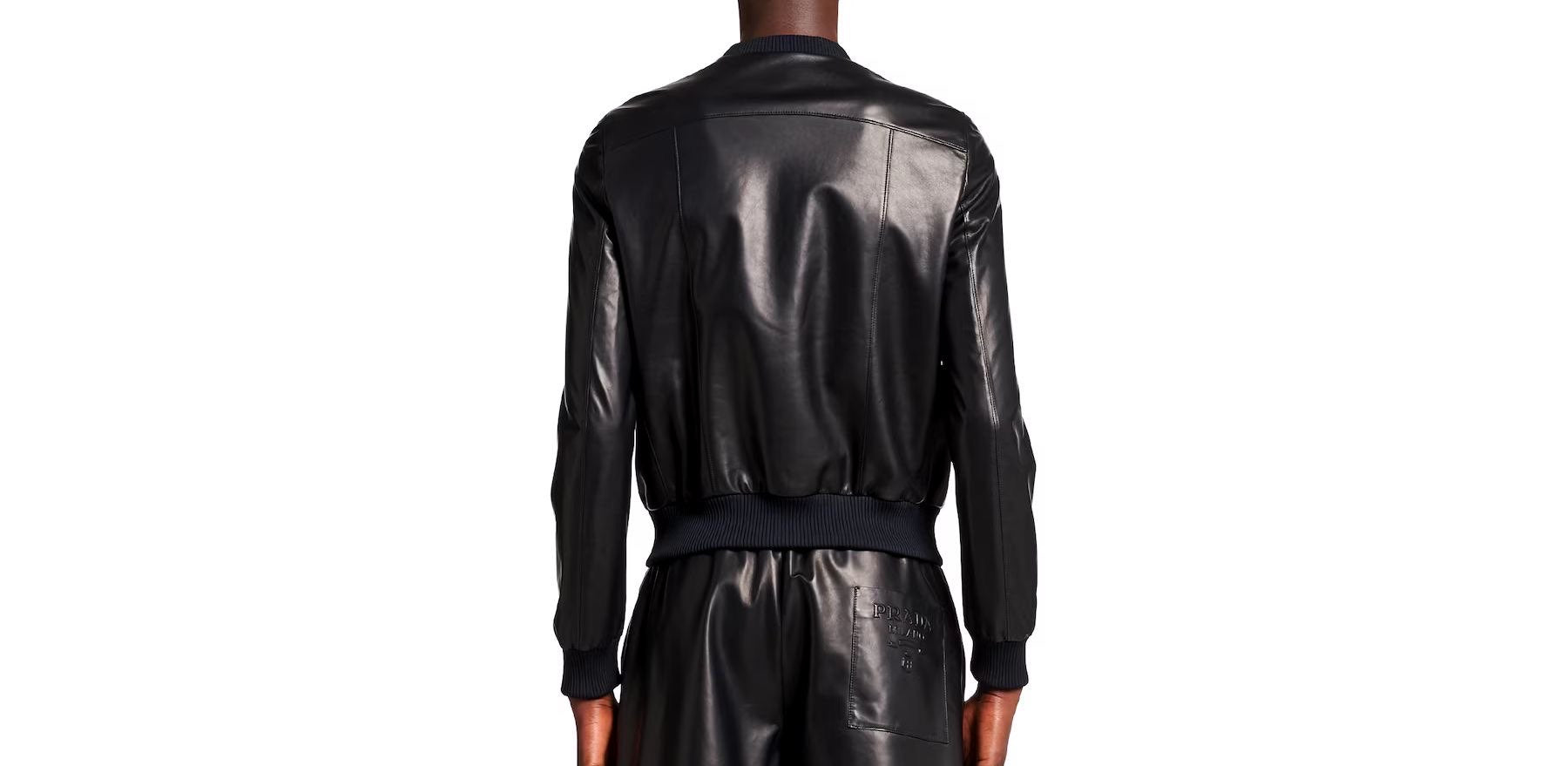 UPW422 - - PRADA
