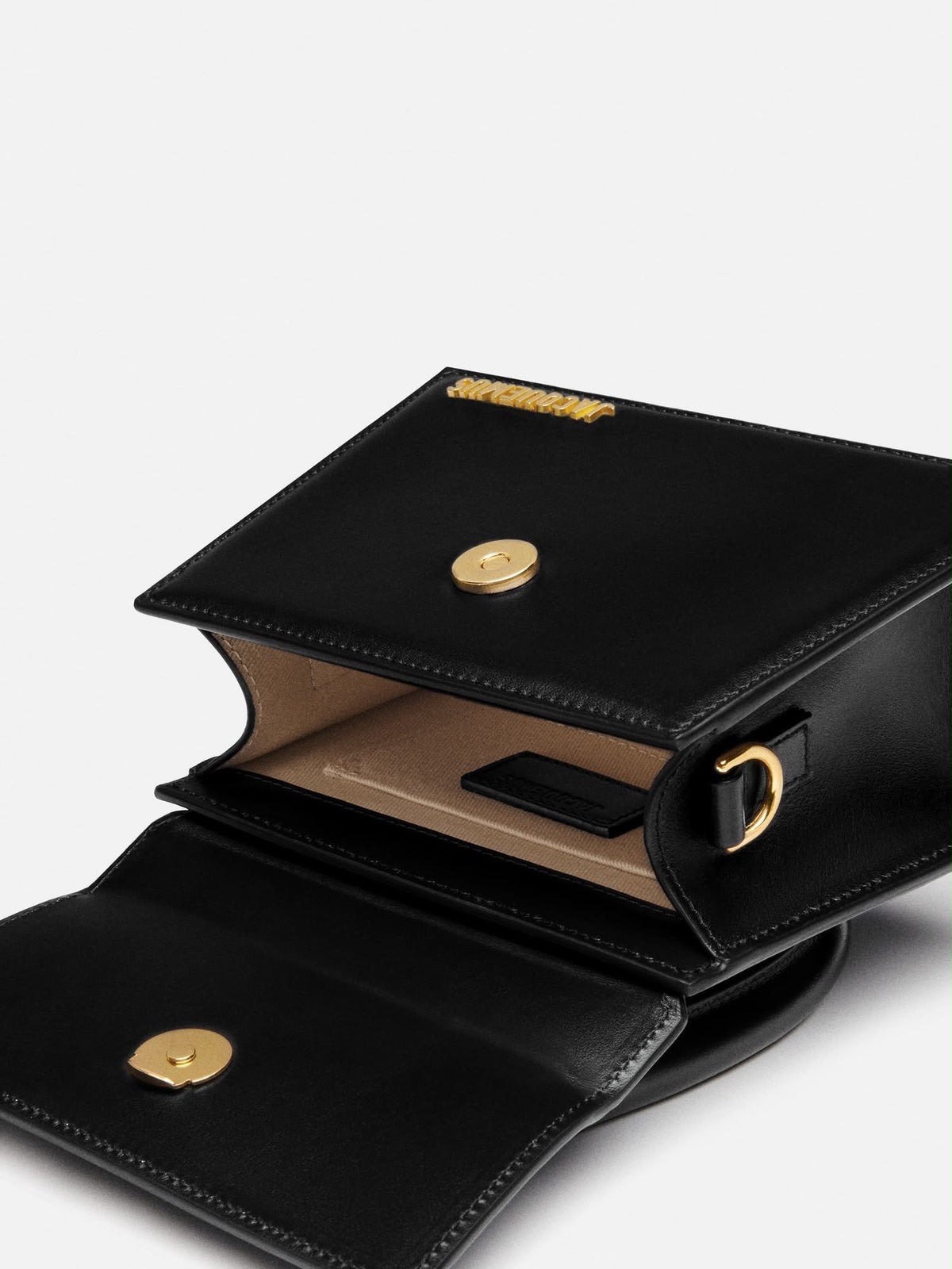 LE CHIQUITO MOYEN - - JACQUEMUS