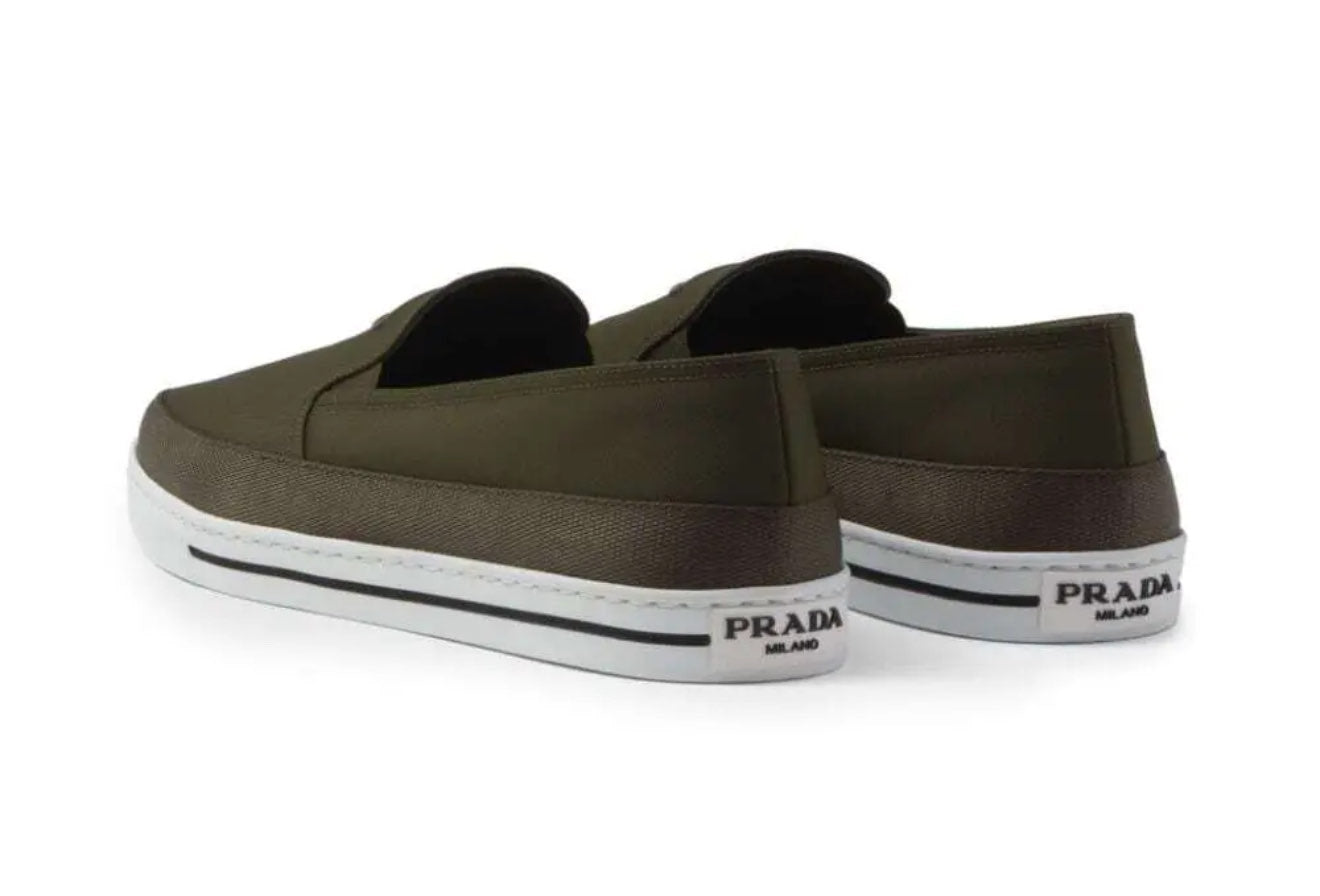 2S2964 - - PRADA