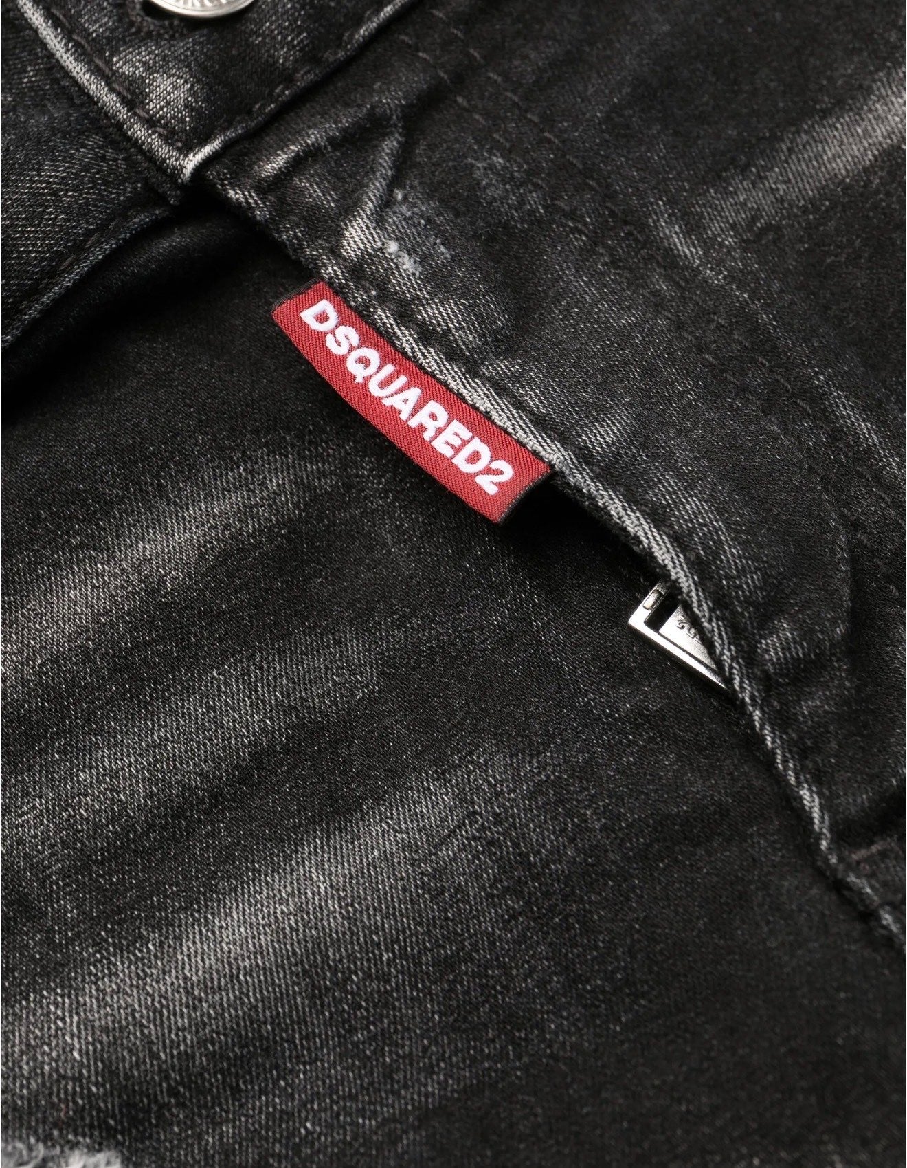 S74LB1407 - - DSQUARED2