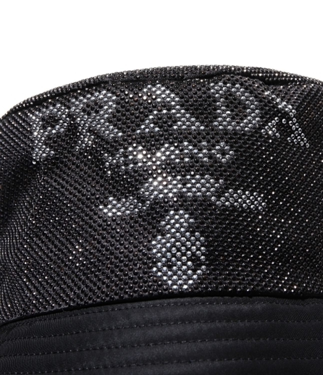 2HC137 -  - PRADA