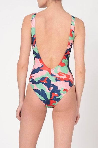 A8106. -  - MOSCHINO