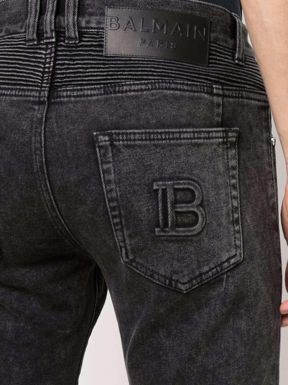 XH1MG065 -  - BALMAIN