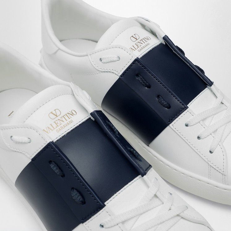 8y2s0830 -  - VALENTINO