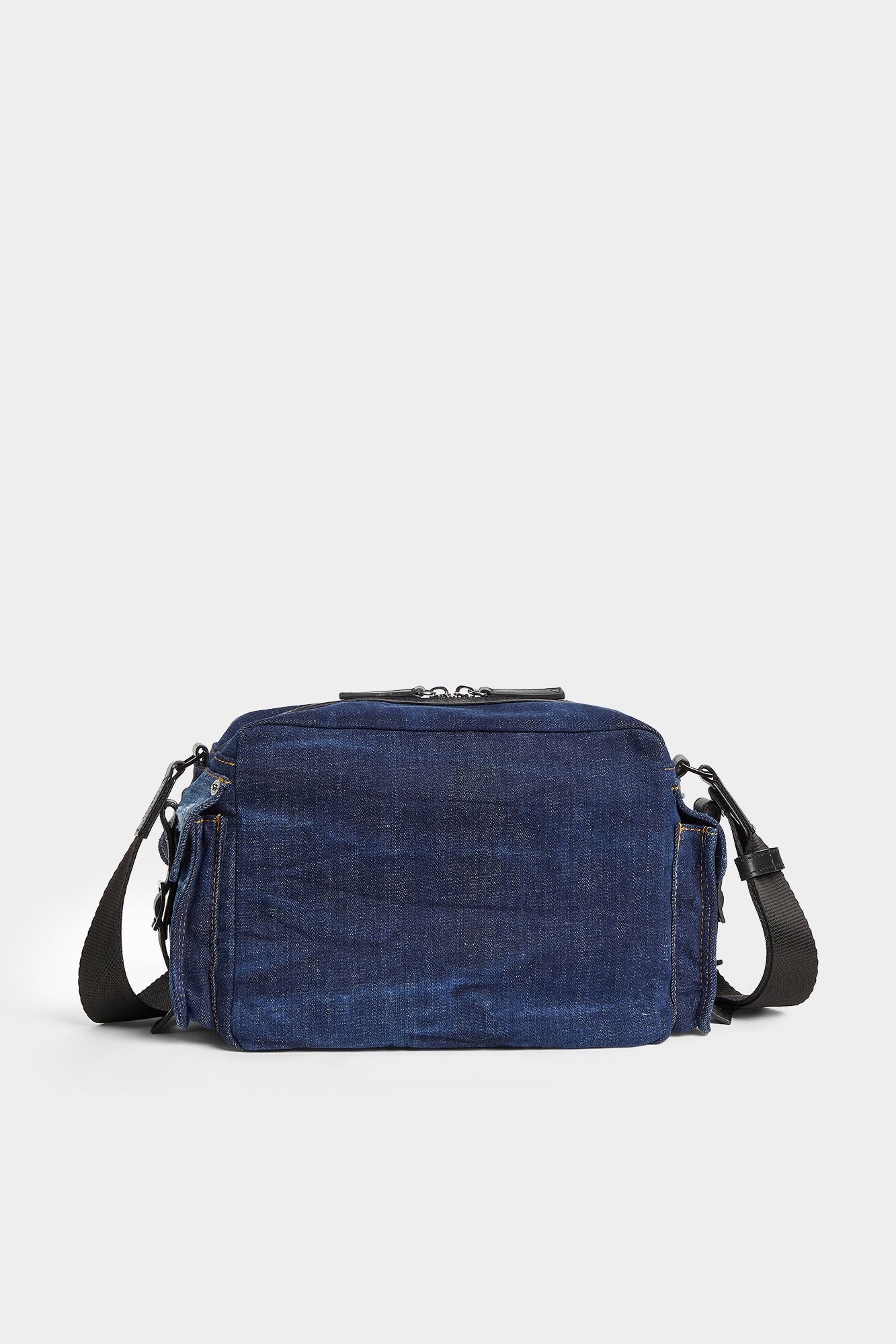 cbm0075 -  - DSQUARED2