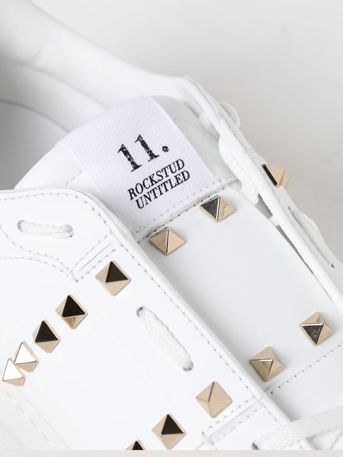 8y2s0931 -  - VALENTINO