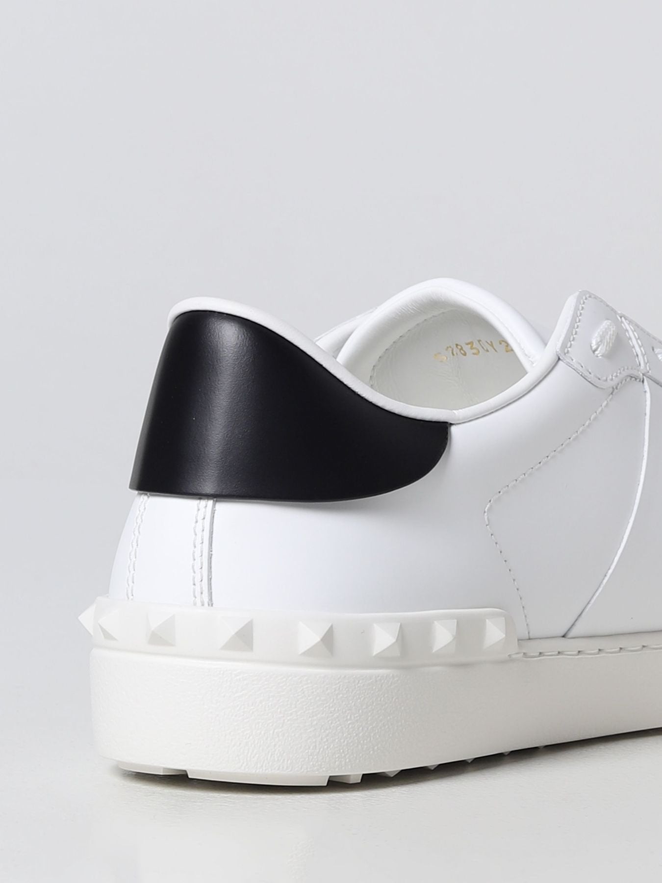 2Y2S0830 -  - VALENTINO